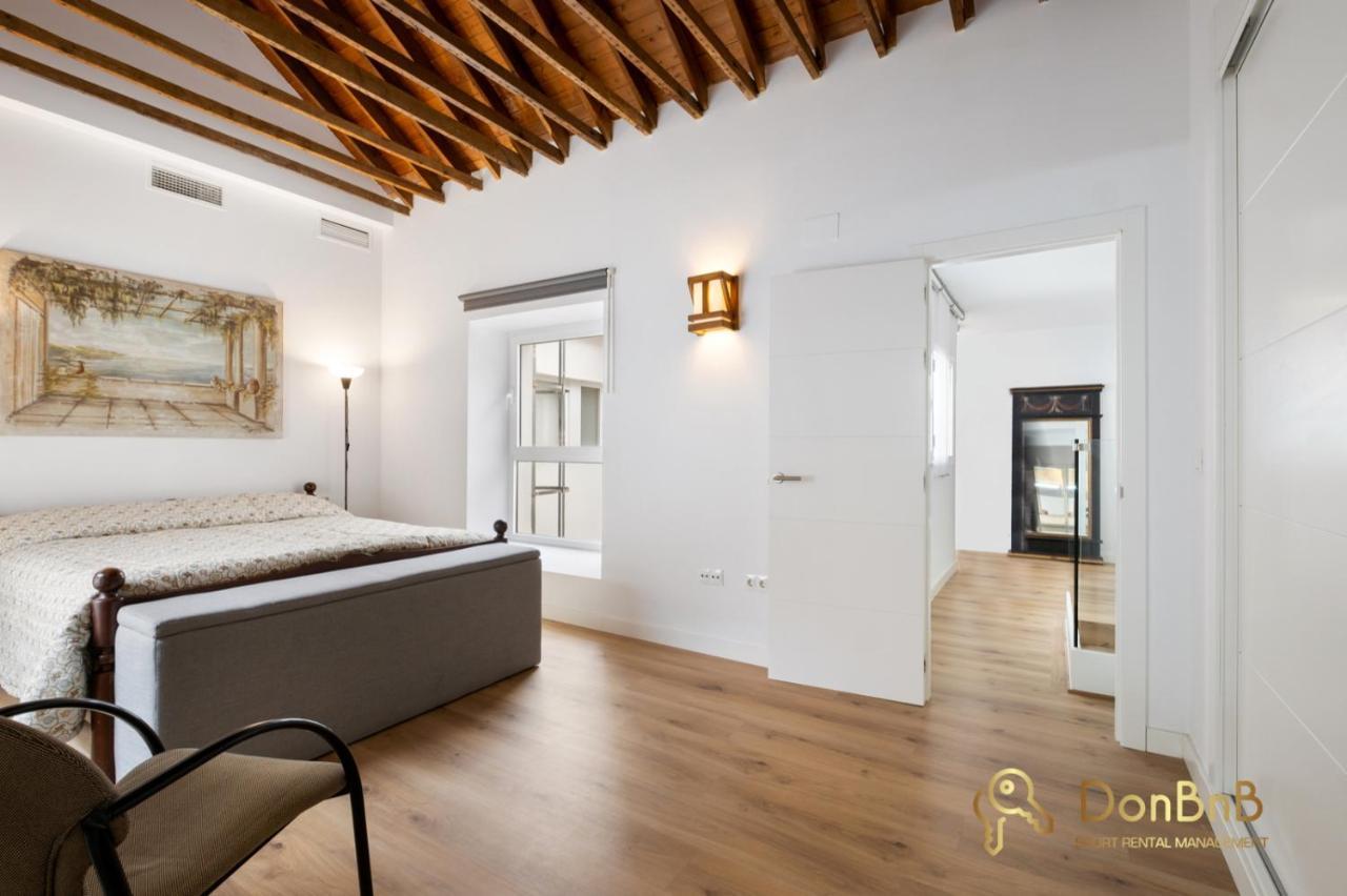 Exclusive Soho Apartment *